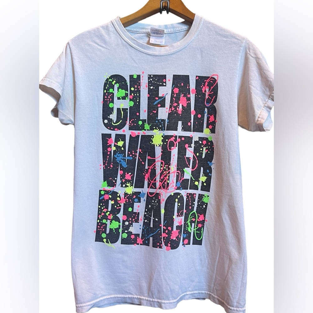 white Short sleeve shirt with multiple colors Unisex